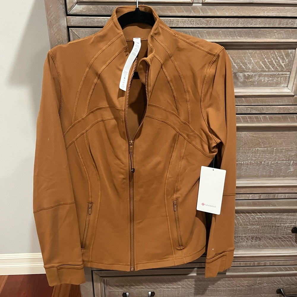 Lululemon Define jacket size 12 NWT